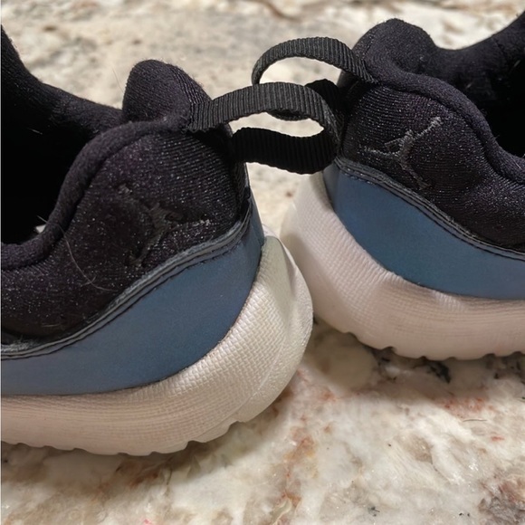 Air Jordan 11 Retro Little Flex - Picture 5 of 12